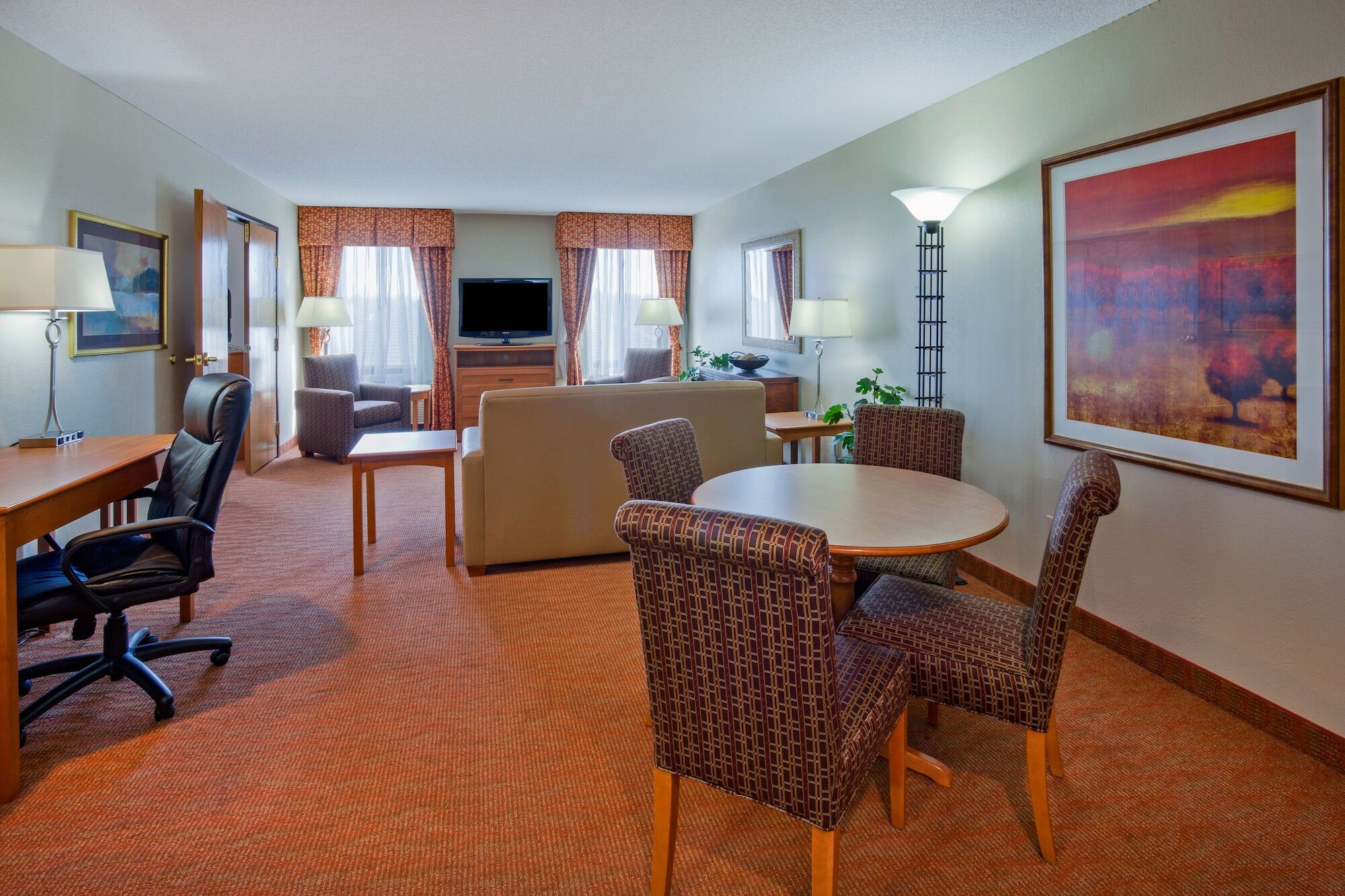 Holiday Inn Express & Suites - Worthington, An Ihg Hotel Екстериор снимка